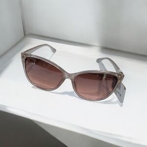NWT Ophelia Rose Sunglasses with Rhinestones